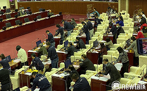 恢復重陽禮金有望？北市議會否決柯市府覆議案