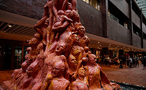 悼念六四「國殤之柱」遭連夜拆除 丹麥創作者痛批港大如「黑手黨」