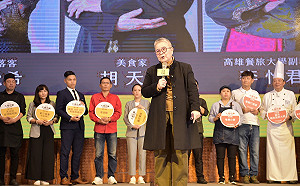 2021大港鍋王燒燙燙出爐 「冬鄉小廚」、「老娘鍋」實至名歸