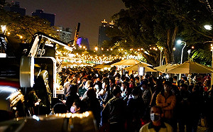 霓虹派對2.0最終回 聖誕週末愛河高流燈光秀同步炫亮登場