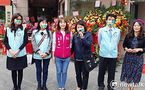 嘉義市議員黃思婷跨區參選 市長、議長現身相挺