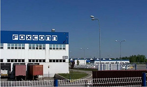 富士康春節前急聘招工 獎勵高達一萬人民幣 專家 : 背後有這些「套路」