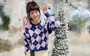 爆笑瘋傳！周湯豪亂入丟丟妹直播 「嚇傻」縮牆邊