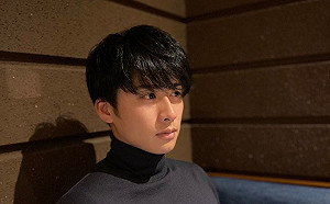 軟銀帥哥顏值高　穿私服超像陳傑憲