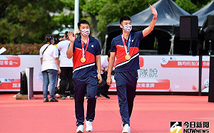 疫外豐收！見證奧運首金全民瘋麟洋