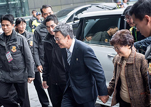 陳建仁副手辯論 30名競總幹部、智庫學者坐鎮