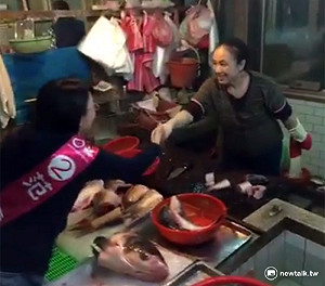 支持度還未過門檻 綠社盟市場拜票衝政黨票