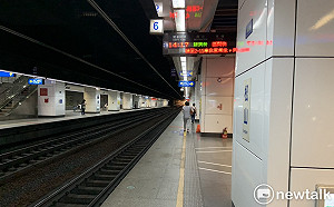 台鐵連假前不平靜！自強號燒軸冒火花、新富站旅客落軌遭撞