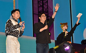 現身高流舞台歡迎跨年同樂 陳其邁不忘行銷台灣燈會