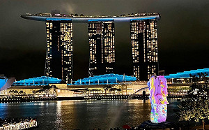 新加坡濱海灣燈光投影秀告別2021 社區煙火迎新年