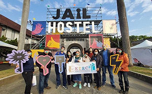 嘉義外籍老師參訪台灣設計展 驚喜連連