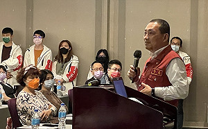 桃機清潔員確診染Omicron  侯友宜：防疫旅館、防疫車隊落實查核