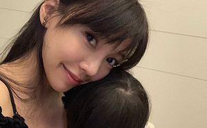 風向變了？李靚蕾遭中國網友出征 「超嗆負評」狂刷35萬則