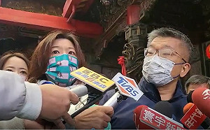 中二補選》陪林靜儀掃街  蔡其昌：已到隧道口、陽光在前方