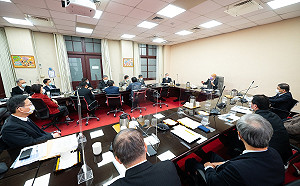 蘇貞昌：大學學測21日登場 務必採最高規格防疫