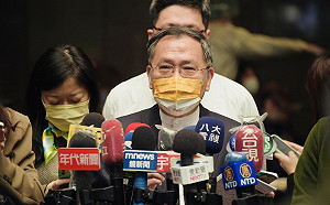 陳時中指妻子預約不到高端？蔡炳坤：可上網查詢或同仁致電告知