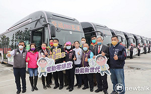 台南5路電動公車啟航  朝「2030年市區公車全面電動化」邁進