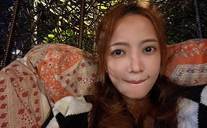 黃美珍打莫德納第三劑！8小時後出現「7副作用」：呼吸有點不順