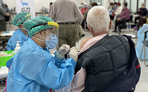 第三劑覆蓋率破10％ 林氏璧：怕的是還沒打疫苗的老人家