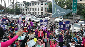 蔡英文到嘉義掃街 馬路都快變成夜市