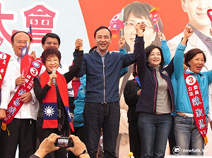 朱洪攜手造勢 洪：李全教是人才 賴神「愛風神」