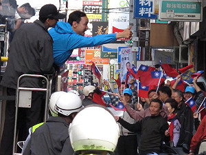 再攻美豬 朱立倫批小英回答模糊又前後不一