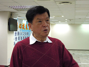 藍中常委提案慰留  要朱立倫臥薪嘗膽