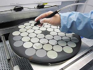 前副總竊密賣中國企業 新世紀發聲明譴責