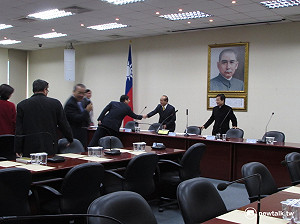 爭立院龍頭？  王育敏：代表國民黨不缺席