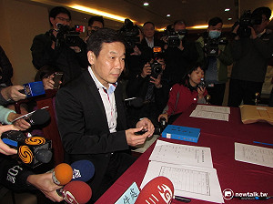 藍主席選舉領表遭拒  鍾小平：這什麼世界？