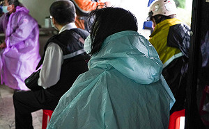 新北林口竹林山觀音寺歲末送暖 助弱勢民眾過好年