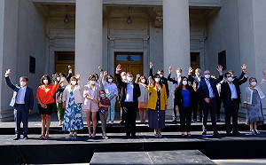 智利新內閣1/3是無黨籍 24位部長14位是女性