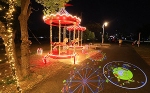 主題燈飾搭配植栽地景 台中「爭妍SHOW豔」璀璨登場