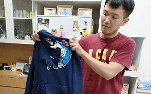 不忍了！「台南Josh」今至派出所 提告家暴新婚妻Amber