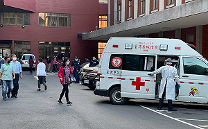 快訊》立院員工驚傳身體不適送急診 朝野協商喊卡