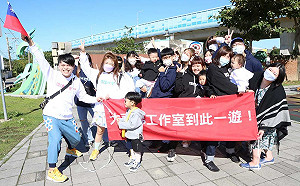 剛豪送尾牙禮物！蔡阿嘎讓員工「提早放年假」曝：有人要離職