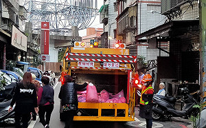 除夕新北加強收運 收運垃圾量3500噸為平日2倍