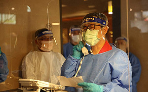 陳其邁除夕為居隔民眾送甜湯 三大電信免費追劇追到飽