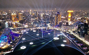 聚光台灣，高雄再次發光！ 台灣燈會點燈 愛河灣衛武營美不勝收