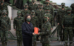 蔡英文初二視導269旅 發加菜金肯定護國決心