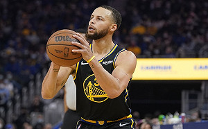 Poole爆發：Curry整場都在跟我說話