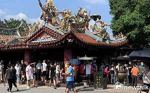 初三湧旅遊車潮！日月潭、紫南宮等12處省道易壅塞