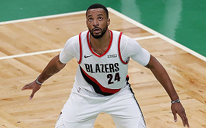 快艇發動交易　得到暴龍首冠功勳