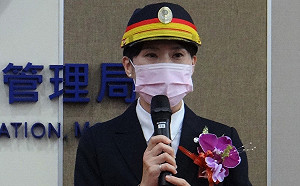 135年來第一人！台鐵台北站首位女站長胡詠芝今上任