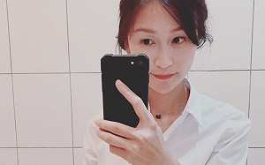 爭議言論被戰爆！鄉民女神揪廣告小妹「1錯誤」：風水輪流轉