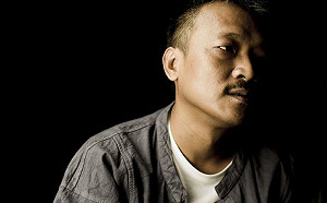 趙少康擅用《路》歌詞挨批無臉 由小編道歉被譏孬