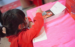 「集章寄福」逛台北燈節！集滿4大宮廟專屬郵戳可免費寄明信片