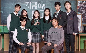 《殭屍校園》導演親曝「拍女學生脫衣原因」！鬆口第2季故事走向