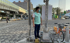 低成本高曝光 中市議員參選人洪鑫任打創意戰