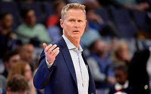 勇士連敗 柯爾怪裁判怒捶紀錄台吃T